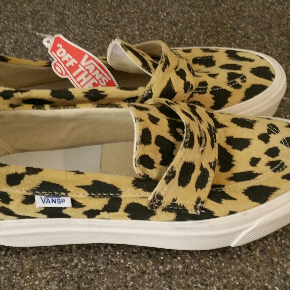 SOLD OUT. NO LONGER AVAILABLE. - Picture 3 of 5